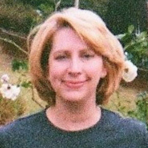 Meet your Posher, Linda - Picture 1 of 2